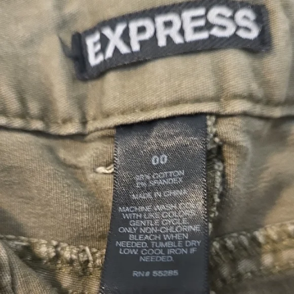 Express Olive Green Women's Cargo Pants. Size 00 Low Rise Fit - Picture 6 of 16